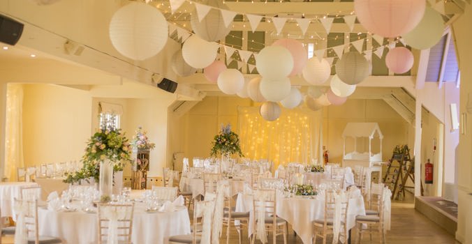 Thorpeness Country Club, venue set up, pink balloons