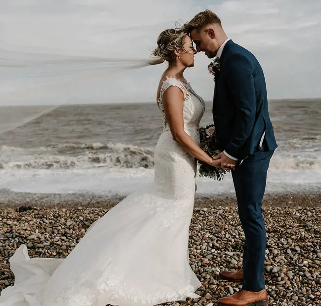 Wedding by the sea - Thorpeness Country Club