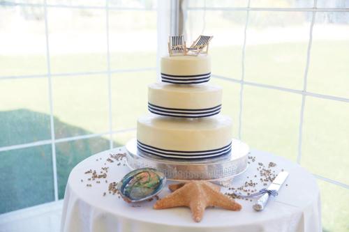 Seaside themed 3 tier wedding cake - Thorpeness Country Club